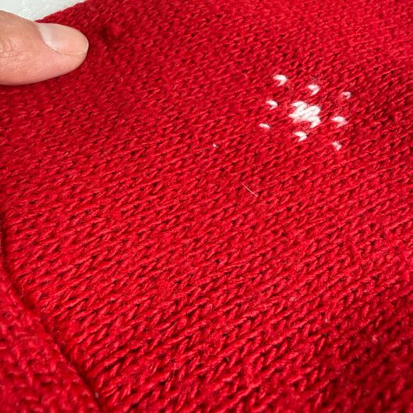 NutCracker Womens Festive Winter Sweater Medium Holiday Snowflakes Snowman Skier - Picture 7 of 11